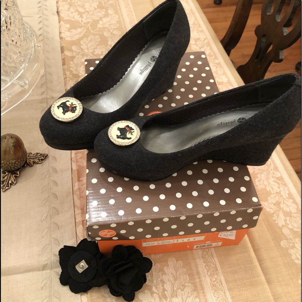 Lindsey Phillips wedges with interchangeable snaps